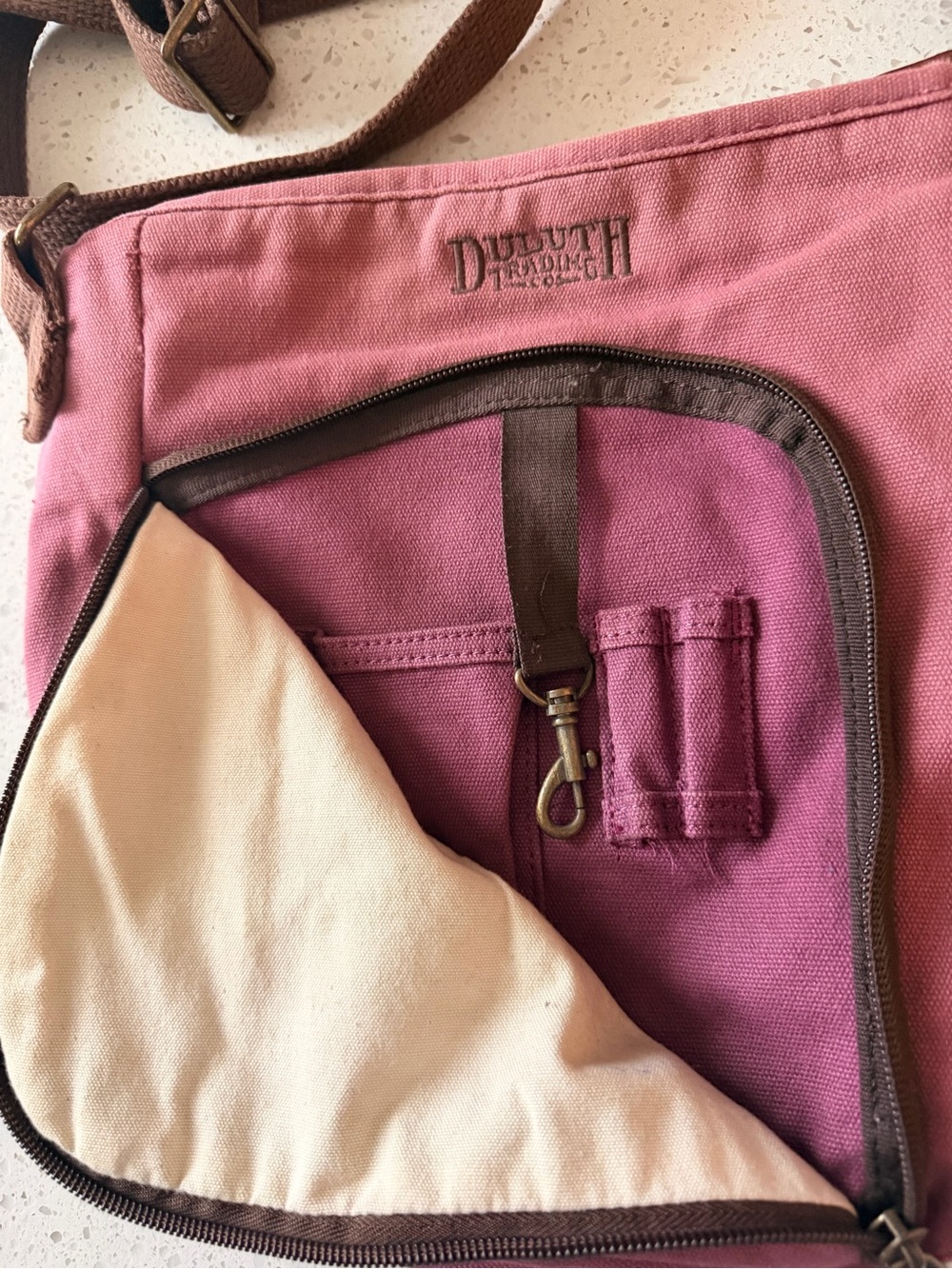 Duluth Trading Co Berry Crossbody Canvas Bag with Brown Strap - Picture 2 of 4